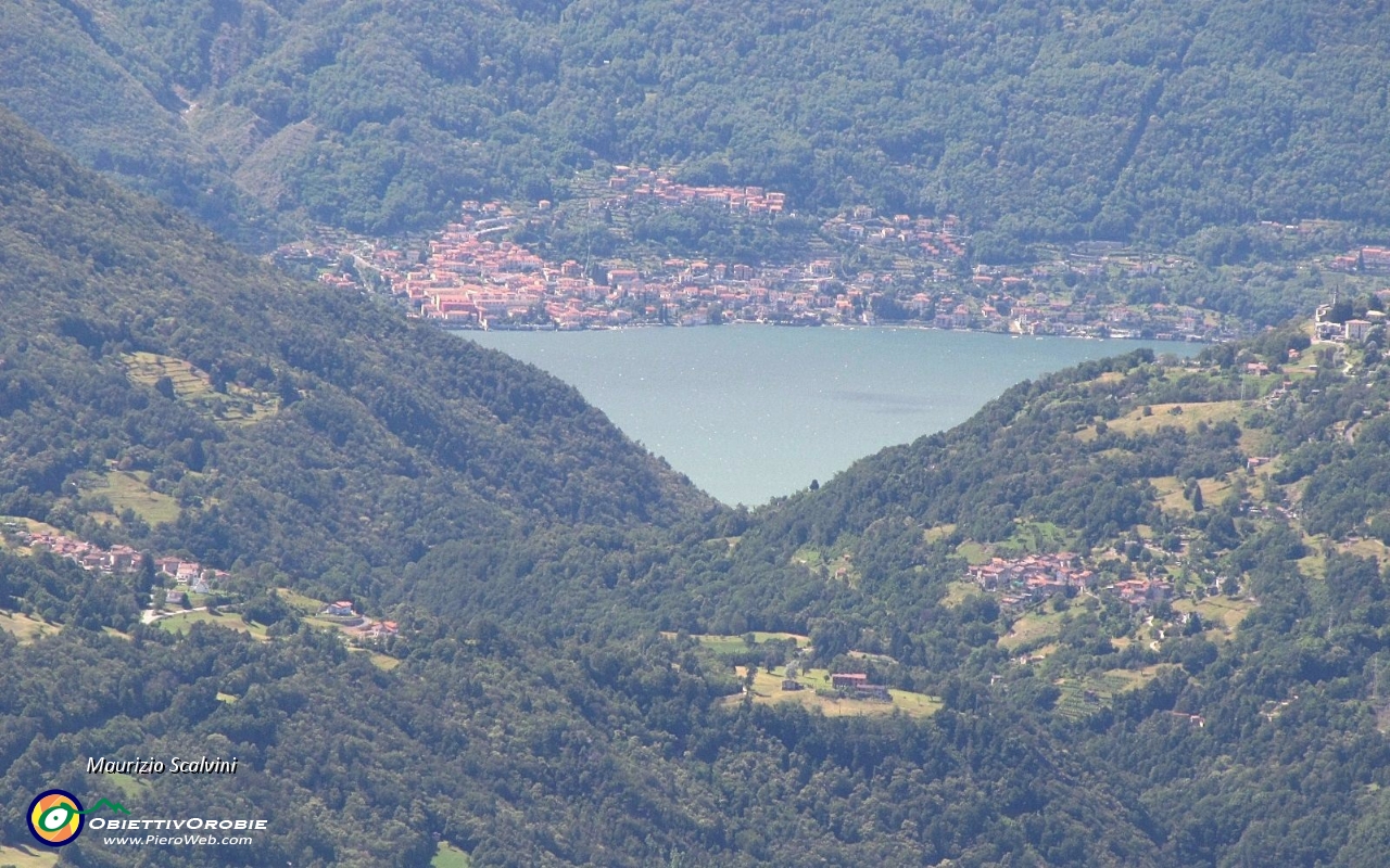 42 Zoom sul Lago di Como....JPG